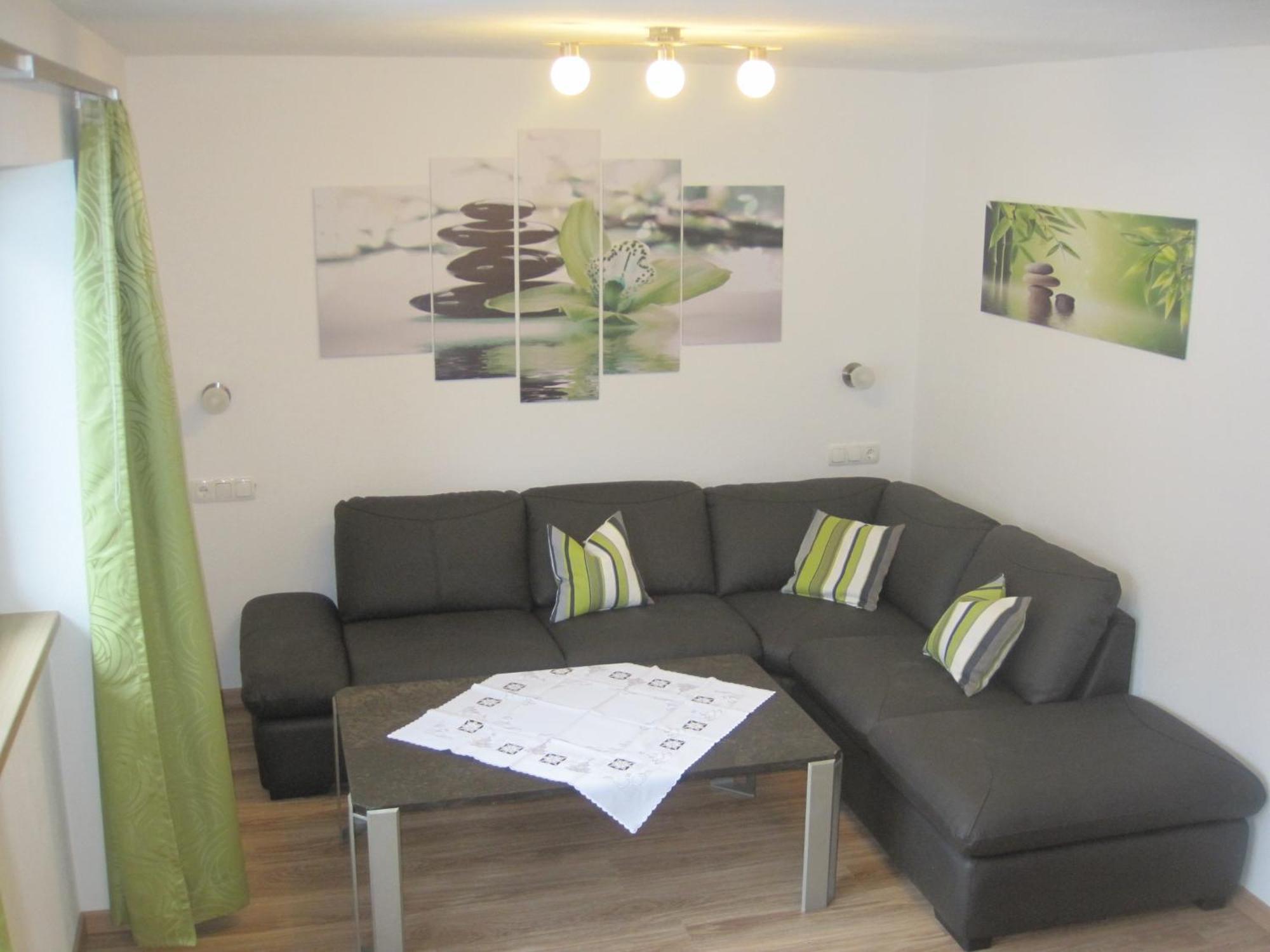 Haus Schennach Apartment *
