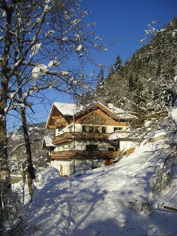 Haus Schennach * Mayrhofen